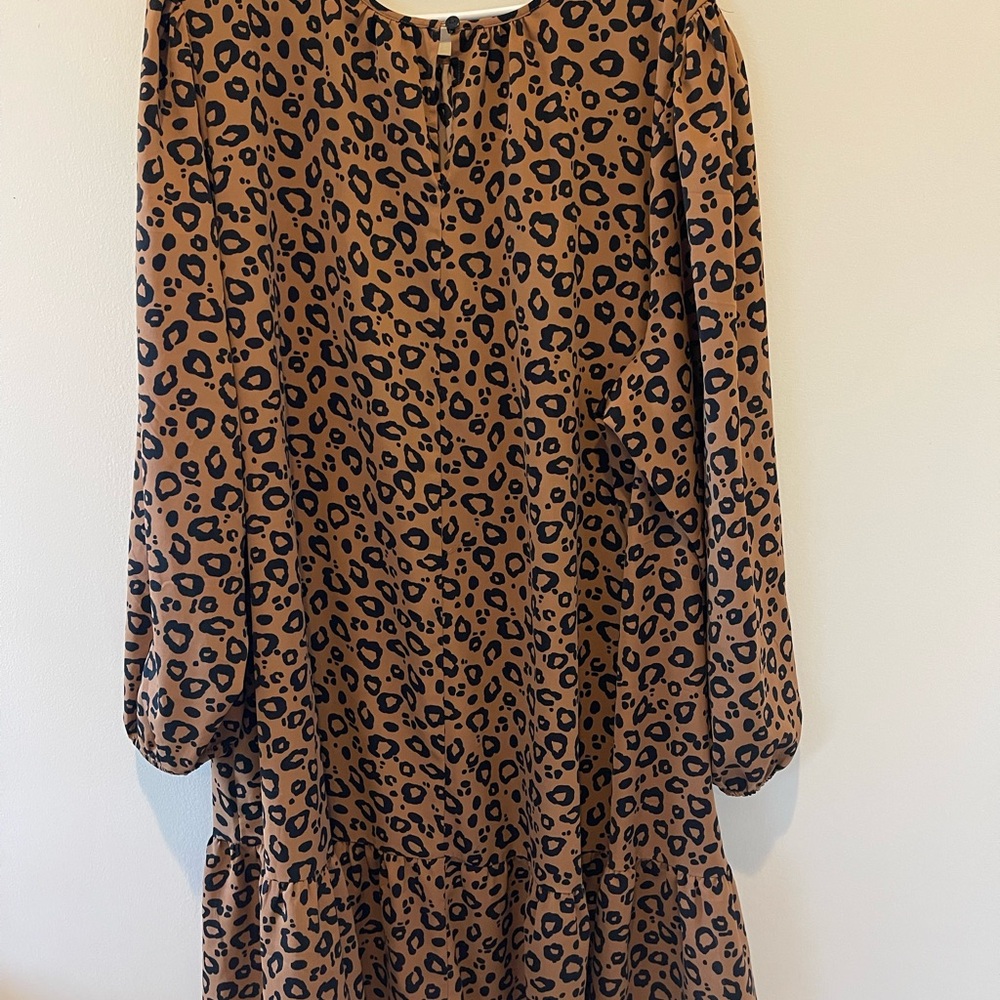 Ava & Viv Brown and Black Leopard Print Blouse - Picture 4 of 5